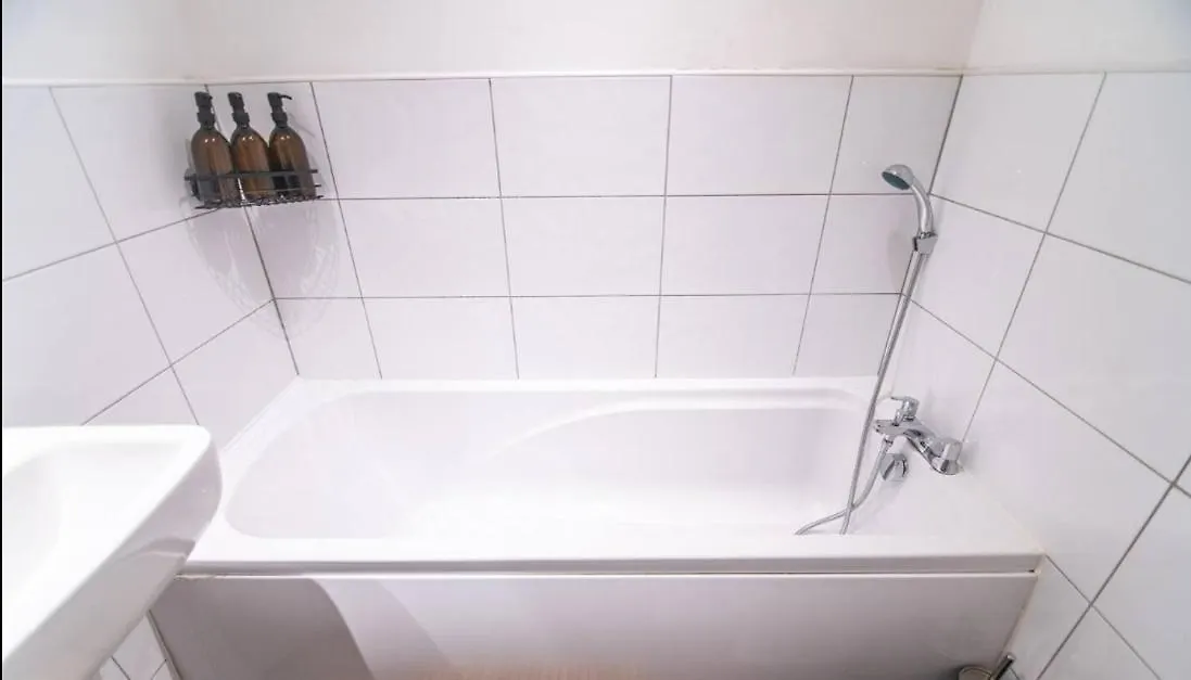 Apartman Conditioning House - Suite 1 Bradford